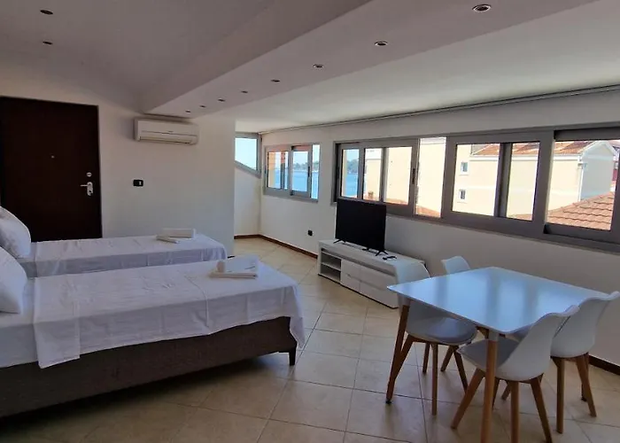 Apartmani Nini