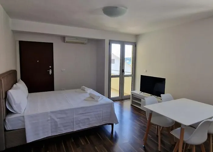 Apartmani Nini
