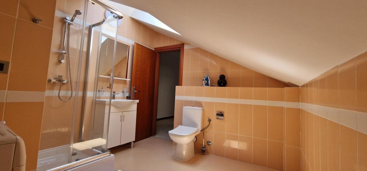 Nini Apartment